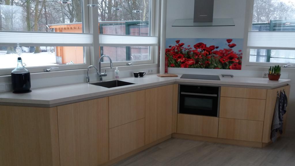 Het Findament Tiny House Villa ฮิลเวอร์ชุม ภายนอก รูปภาพ